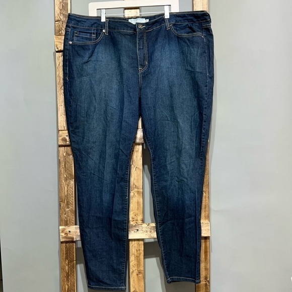 Torrid dark wash lightweight. Straight leg denim jeans. Size 24. EUC. - Picture 1 of 7